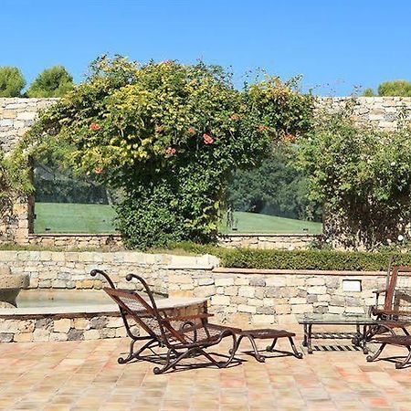 Chateau Les Crostes Lorgues Exterior photo